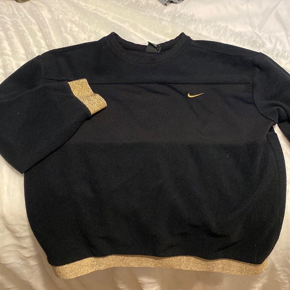 Nike crew neck- small